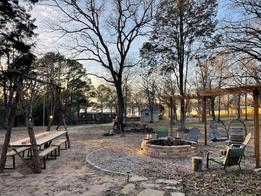 Lake Home On 3 Acres Mabank Екстериор снимка